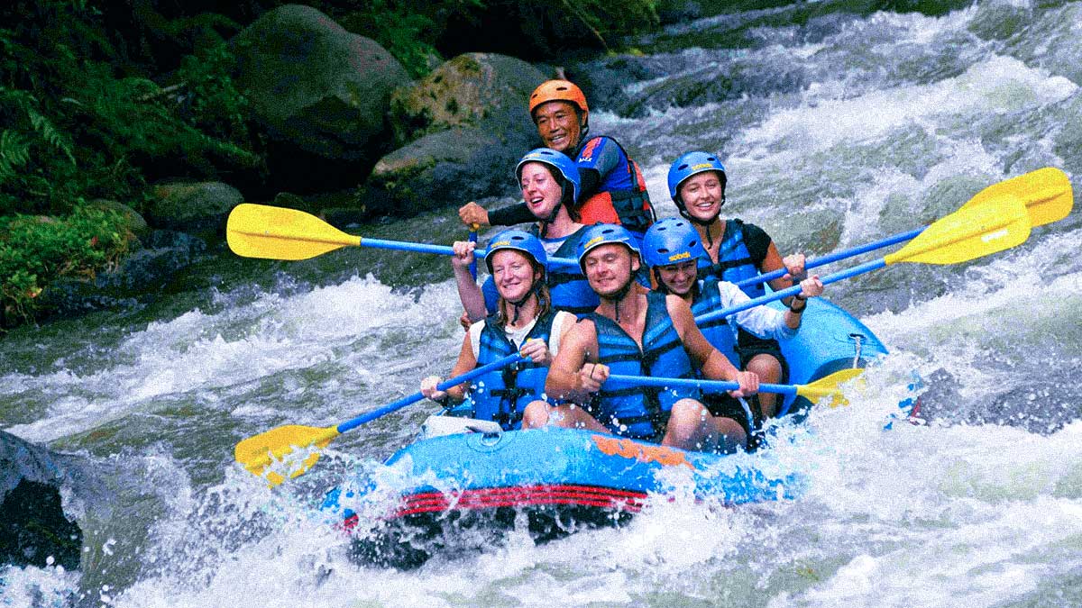 Daya tarik ayung rafting
