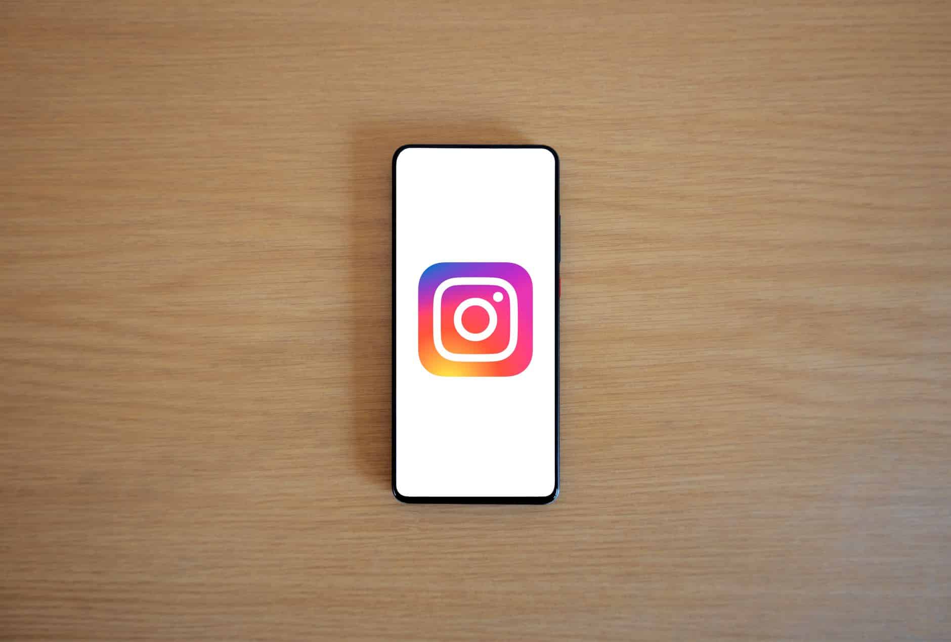 Strategi Instagram untuk personal branding yang kuat, menampilkan konten profesional dan kreatif