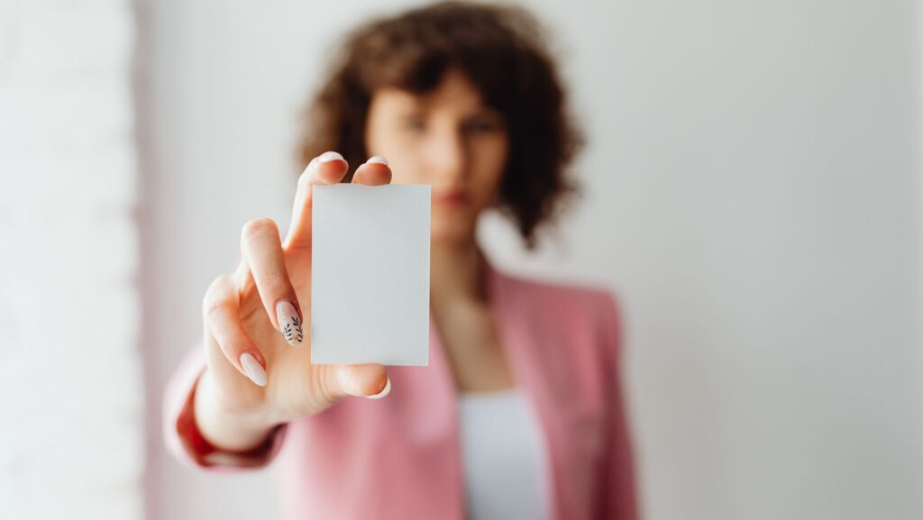 Contoh personal branding diri sendiri dengan profil profesional